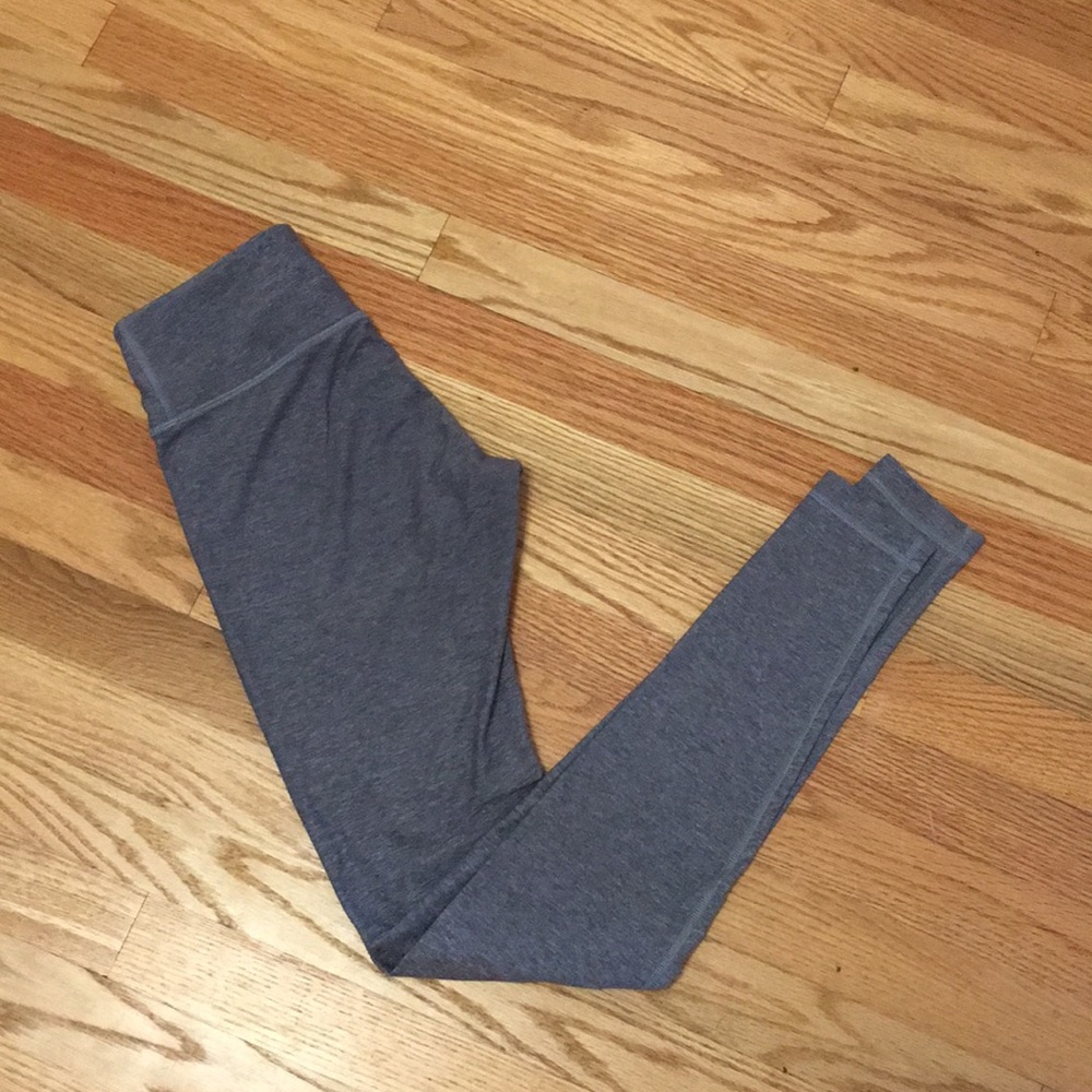 Full length, gray, mid rise lulu leggings
